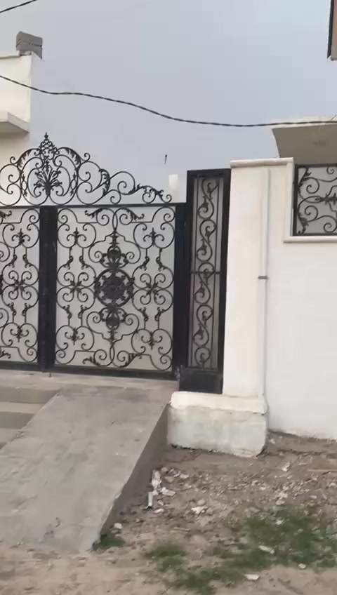 بيت للايجار في مدينه الرمادي منطقه الطاش المنطقه مقابيل محطه الرماح على شارع 60 تفاصيل داخل الفيديو بيت زيرو سعر الايجار 400 بمجال شيء قليل 
***********
