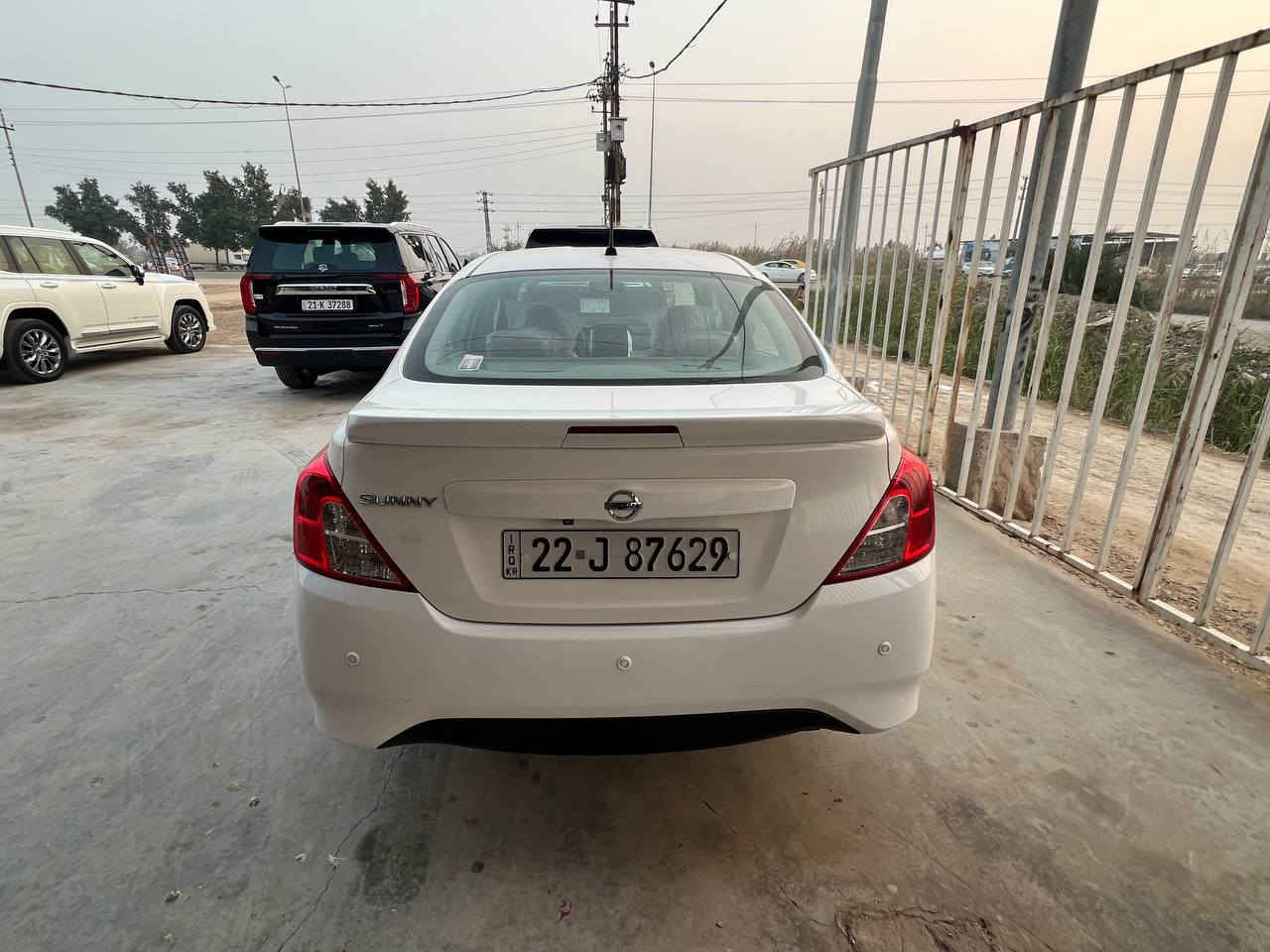 للبيع  نيسان سني موديل 2024
مكفوله كفاله عامه من الضربه والصبغ والتبديل والفتح والبارد وشرط السونار 
رقم اربيل تحويل او وكاله ضمان 3 سنوات 
او 100 الف KMسياره جديده على وضع الشركه  ماشيه 39,000 الف حقيقي وشرط سبير منازل عده ما مفتوحه وفول مواصفات 
شاشه 
بصمه 
مري شفط 
كامره 
4جام كهرباء 
سنتر لوك 
تحكم ستيرن 
اشاير بل مري 
يدات نيكل
صندوك كهرباء
داخل بيجي
كشافات ضباب 
مري جانبيه تحكم كربائي
سبايدر خلفي 
وقطعتين تبريد 
  وسنويه جديده ورقم دولي /  السعر 125 وبيه مجال كلش بسيط رقمي ***********
