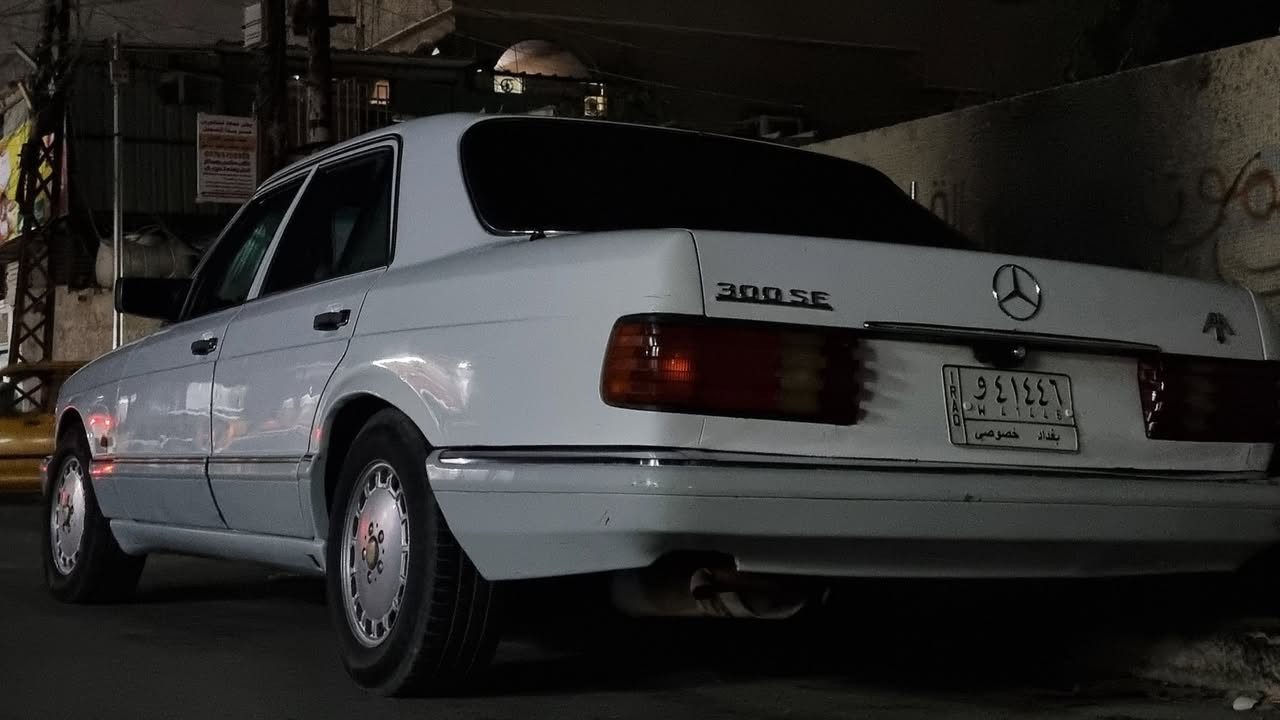 صلِ على محمد وال محمد 
مارسدس جامبو1986 300se

محور vvt3000 شلعه ومعدل 

سيارة جاهزة من كلشي تخلي سويجك وتطلع للعمره

تبريد ثلج منضومه جديده

داخليتها نضيفه كدامك بالصور 

ونصبتها حلوه وكاعده 

فتحة سقف ٣ طكات شغالة 

كشنات اماميه كهرباء شغاله 

مال جناي ونضيفه ومدارينها اكثر من بيتنا

باقي التفاصيل خاص متواجد ماسنجر وواتساب ***********
