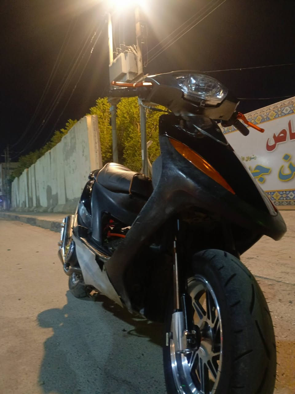 دراجه ماكس عدله 125 لبيع
مكينه بلاديه جديده دراجه تعمير جديد مكينه بلاديه برغي ما مفتوح بيه اي شي بيه اني اتكفل كبل اسبوع جبته من علي ياماها ناعمه و حلو و اي صوت ما بيه امه الباقي كفاله عامه كل جديد و اصلي و الغئالب مال  تفصيخ درجه مكفوله واين اليدور مال رمضان مال طربكه مال جباز مال اصلة كلشي ترهم و بيه تزويد خفيف صدر على وياله على صالنصه يدات عنبار RGS ملاحضة الغراض الاغلب اصلي مال تفصيخ الة الكفرات تجاري بس النوعية لاصليه كله مختمه واين ما تريد افحص اقوة مصلح عدك اخذه. ختام الكلام درجه مكفوله و شلع و معدل مكينه ناشفه اي صوت ما بيه و على سعر بلاش بخدمتك و بل السعر الي يعجبك سعر مال واحد يريد يبيع دراجه مكفوله من سرقه و ما تريد اكتبك 

مكاني كربلاء حي الشهداء الموضفين يم مكتب ابن مرويد 

رقم الموبايل ***********
