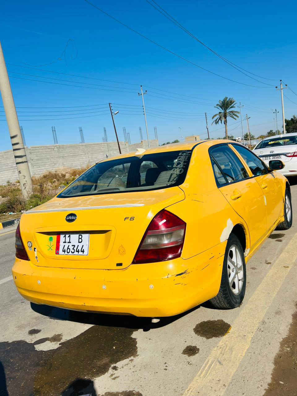 السلام عليكم بي واي دي F6 موديل 2011 مصفره هيئه وغرامه رقم بغداد دولي بسمي هزه جديده كير مكينه تبريد خير من الله السياره جاهزه كبل للشارع تايرات جدد منضومه زنون كامله عالي وناصي وبلاجتكور السياره فول مواصفات عده البصمه وترهم مراوس بكوري شعندك نزل حسب القناعه مكان السياره صلاح الدين قضاء بلد السعر 51وبيها مجال بسيط حك الجيه للاستفسار الاتصال ***********
