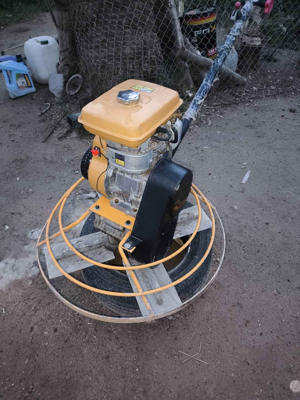 للبيع صاقوله مكان انبار مستخدمه اقل الشهر اتصال ***********
