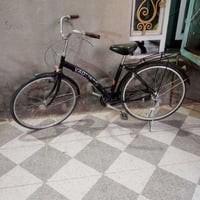 بايسكل للبيع نظيف وجديد الاتصال على الرقم 07736095158