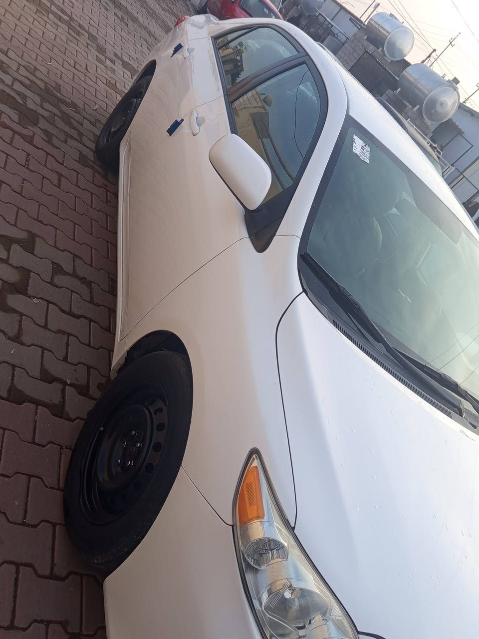 كورلا موديل 12 ماشي 118وارد كندي سيارة جديدة كير محرك بل شرط سيارة بي كارت 3مكانات فقط باقي مكفول سنويه جديد هزه جديد سيار مال بيت بدون مصرف دينار واحد كوله بلادي سعر 135بي مجال قليل ***********مكاني طوز
