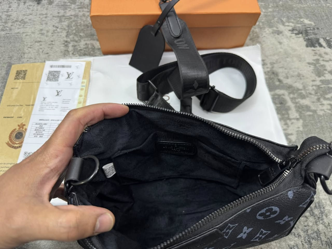 جنطة ماركة
جنطة ماستر كوبي لويس فيتون

السعر ٢٣ الف


**إذا كنت صاحب هذا الإعلان وتريد حذفه لأي سبب، رجاءا أرسل رسالة إلى الدعم الفني**