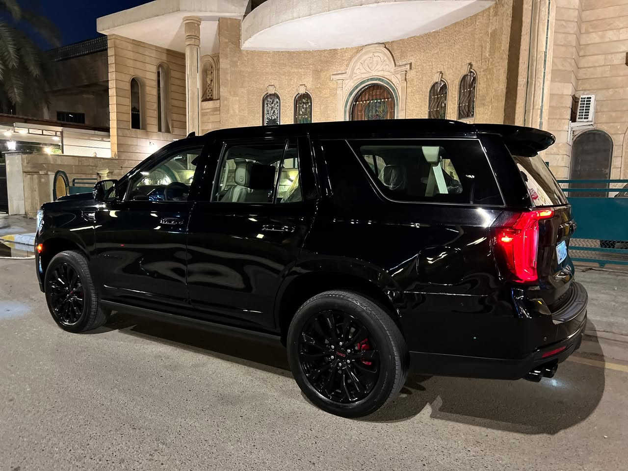 سلام عليكم اخوان
***********📞

📌السعر 567 ورقة وبي مجال 

جمسي يوكن GMC 2023  دنالي✈️ 
فول فول مواصفات 1/ 1 خليجي وكالة المنصور كفالة عامة كير مكينة شرط الفحص 

⚡️مغلفة بالكامل 

رقم بغداد باسمي تحويل ثاني يوم 

المواصفات____________
▪️محرك 6.2 V8 
▪️مقاعد جلد vib اوف وايت 
▪️ويل 22 انج 
▪️دخول ذكي بدون مفتاخ 
▪️جكات كهرباء 
▪️حساسات امامي خلفي 
▪️رادارات امامي وخليفي مع نظام مانع التصادم التلقائي
▪️كامره 360 
▪️دبل اكسل 
▪️حساسات امامي خلفي 
▪️مقاعد كهرباء امامية وخلفية      بالأضافة الى التدفئة والتبريد
▪️داته شو 
▪️شاحن لا سلكي 
▪️بانوراما 
▪️صندوق كهرباء 
▪️دوسات كهرباء 
▪️ثلاجة لغاية درجة - 5❄
▪️لايتات زنون LED 
▪️شاشات خلفية
▪️نظام المساعدة ع الطريق مع 
▪️المؤشرات الجانبية 
▪️علامة GMC اماية ضوئية 
▪️انظمة قيادة متعدده
مكان السيارة بغداد حي جامعة 
مواصفات دنالي معروفة متخلص

📍مكان سيارة بغداد
