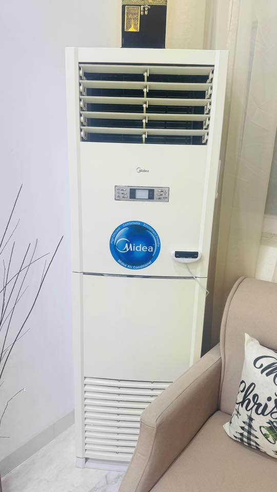 سبلت كنتوري ميديا 3 طن نظيف جداً
السعر 650 بي مجال كلش قليل 

***********
