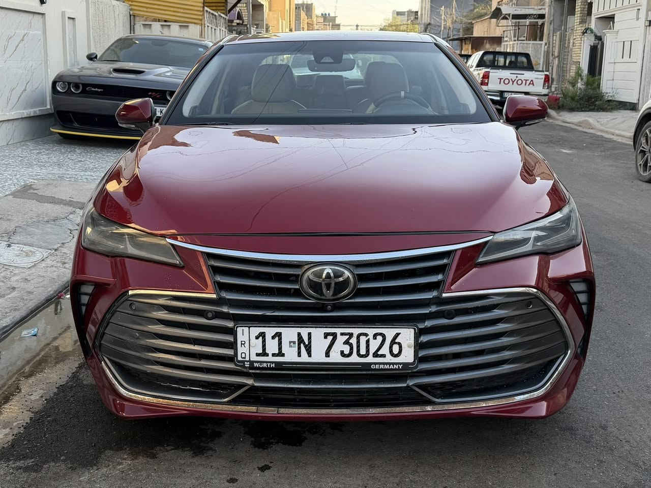 السلام عليكم 
تويوتا افلون 2019 لمتدد 
Toyota Avalon 2019 Lemetid 

اعلى فئة فول مواصفات وارد امريكي والسيارة رقم بغداد

ماشية 100 الف كيلو 
محرك V6 سلندر 
فتحة سقف
كراسي خزن ميموري
مقاعد الأمامية تدفئة وتبريد
مقاعد خلفية تدفئة
ستيرن تدفئة
شاشة تدعم الApple car play
نظام صوتي سماعات JPL
رادار امامي وخلفي وجانبي
تحذير مغادرة المسار
كامرات 360
المصابيح Led
عرض السرعة والمعلومات عله الزجاج-
 الأمامي (Head-Up Display)
حساسات امامية وخلفية
شاحن لاسلكي
كشنات كهرباء 

وبعد بيها هواي مواصفات

السياره وارد امريكي داخله كلين بس بيه صار حادث بل عراق صبغ بنيد جامغ والباب بيه شويه بارد بدون ابرباك.

وصور الحادث موجوده 

مكان السيارة بغداد شارع فلسطين  

السعر $19500

رقم التواصل.  ***********
إذا ما اجاوب اكتبلي واتساب اني ارجع اتصل.
