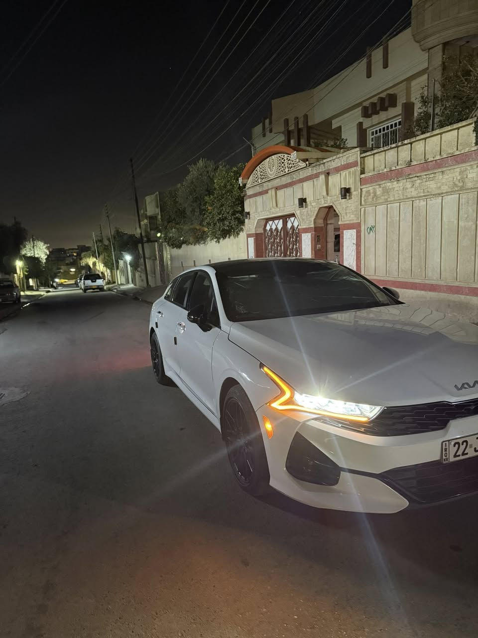 كيا كي فايف 
جيتي لاين 
موديل 2023
فول مواصفات الأخير
كشناها ماروني كهرب
فتحه بانورامه 
محرك 1.6تيربو
السياره بيها بابين مبدل وبيها قطعه بيدي ار   والجاملغ الخلفي صبغ وملاحضات خفيفه 
السياره فول للأخير سنويه هزه جدد 
تخم وياله خاص باللون الاسود الفحمي
السياره بالموصل 
سعرها 195
متواجد واتساب  ***********
