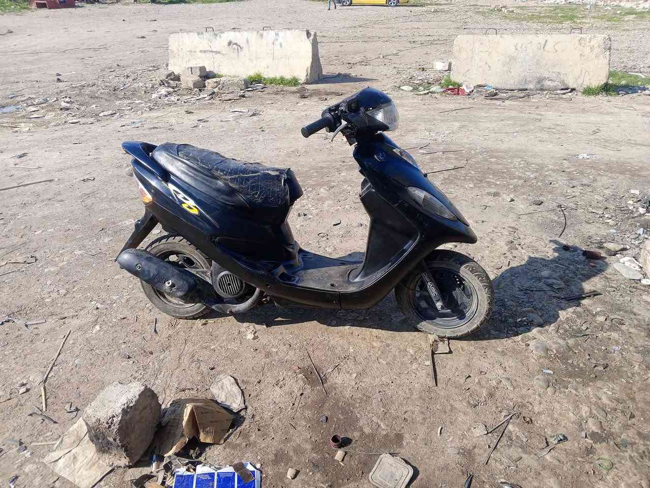 موطور للبيع فرخ اكزز السعر خاص او اتصال ***********.مكاني حمام العليل
