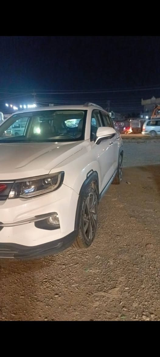السلام عليكم سياره للبيع 2021 صدر جدد تخن تاير جديد حداديه كلها جدد رقم بغداد للبيع 120 بها مجال رقم ***********
