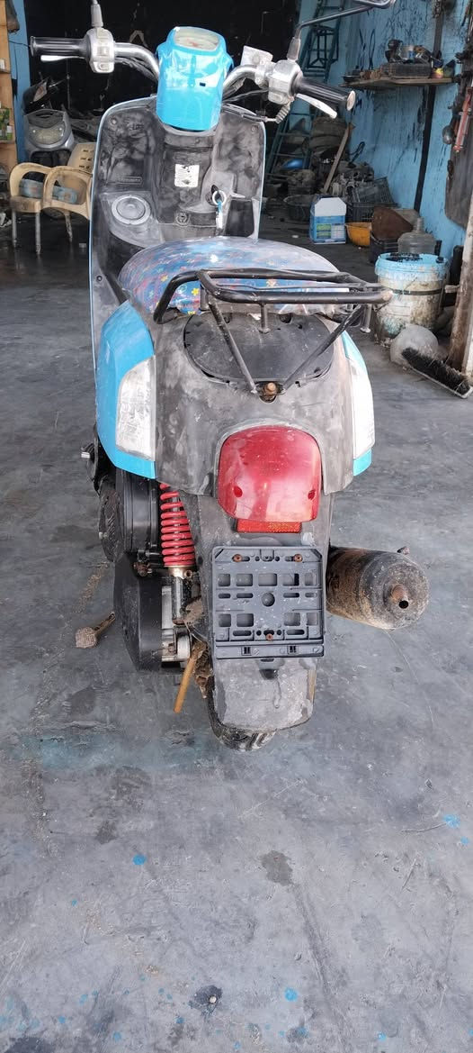 سلام عليكم حبايب دراجه بوليس كابريتر نضيفه ومرتبه بس ما مغسوله شغاله وكامله عله اخر حبايه مابيهه نقص ابد دراجه خير من الله شلعه ومعدل مفتوحهه مره وحده وشادلهه بوشه تفصيخ من بغداد جبتهه سعرهه 600وبيهه مجال شي بسيط مستعجل عله بيعته رقم تواصل ***********
