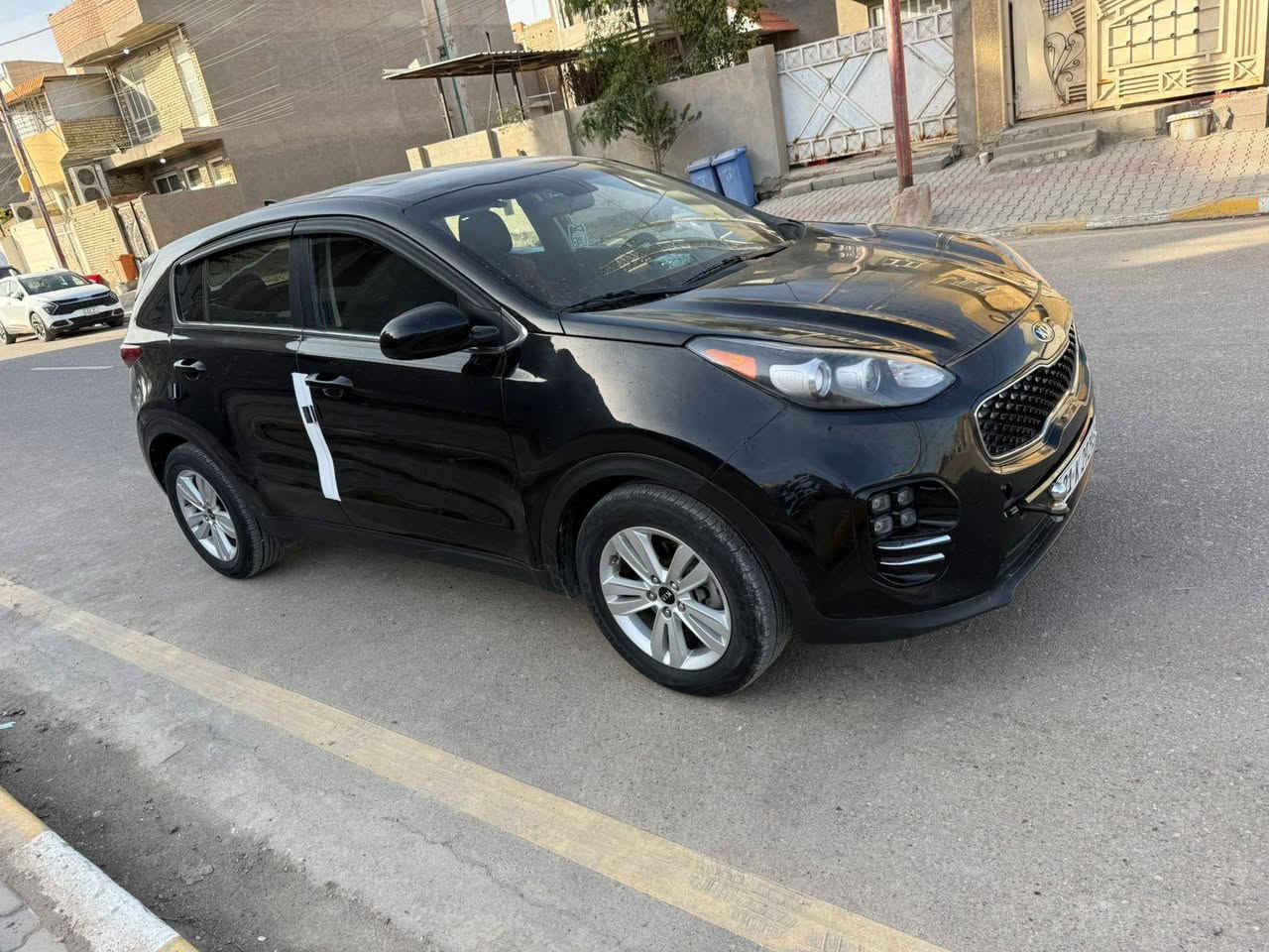 للبيع موديل  2017 وارد أمريكي  مكينه ٢٤٠٠ gdi السياره قطعه وحده فقط جاملغ أمامي بدون دواخل سونار مرفق بالمنشور شوفهن وتصل  السياره جديده كير محرك لغود شواصي كله كفاله تخم تاير وباتري وحداديه
كله جديد سياره جاهزه كلشي متصرف عليهه السعر 142
وبيهه مجال مكانه واسط قضاء الصويرة قرب المستشفى 
***********
