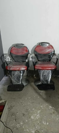 كرسي حلاق لبيع مكاني موصل 07503656935