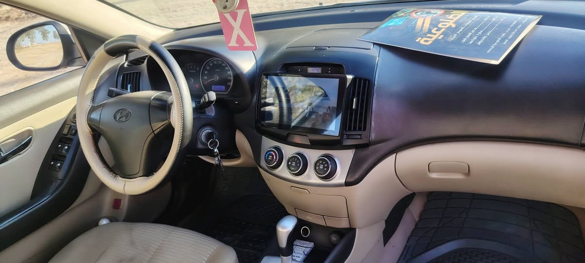 السلام عليكم سياره النترا صالون 2010 بيه  قطعتين بارد والباقي كير 1600  ومحرك كفالاه وسونار موجود رقم شمالي تحويل بكل وقت السعر 115 وبيه مجال المكان صلااح الدين الضلوعيه ***********
