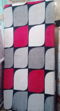 دوشك جرباية نفر سبرنك ابو ظغط ثخين شرط ماينزل قيم واخذه مستعجل ع بيعته...