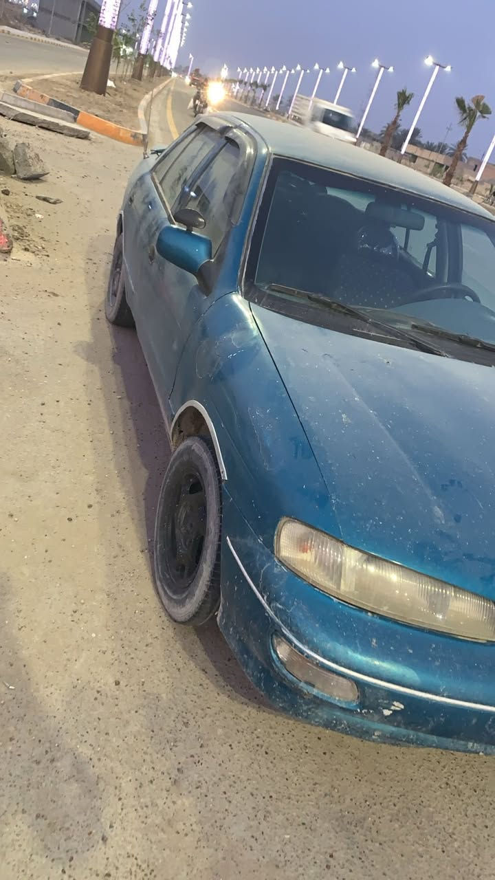 سلام عليكم للبيع موديل 1996 رقم بابل إنكليزي سياره مكينته بيه بوش حداديه ٥٠٪؜ كير عادي مصبوغه عام بدون ضربه سياره بسمي وتحويل مباشر 
سعره ٢٧ وبيه مجال مكاني الأنبار فلوجه 
رقمي ***********  اتصل وبيك خير وتدلل
