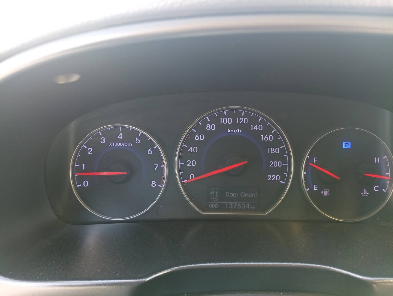 سلام عليكم سنتافي موديل 12خليجي فول واحد عله واحد سياره مكفوله من الصبغ حته الدعاميات مكينه   او كير كفاله مكينه 6 سلندر السياره ماشيه 137سياره  فول بطن كشنات جلد سبعه راكب الكشنات الخلفي محد كاعد عليهن شرط عله وضع الشركه سياره  بيع او مرأوس حسب القناعه سياره بسمي رقم بابل الدولي العنوان النجف الاشرف والسعر خاص الاتصال عله هاذا الرقم ***********
