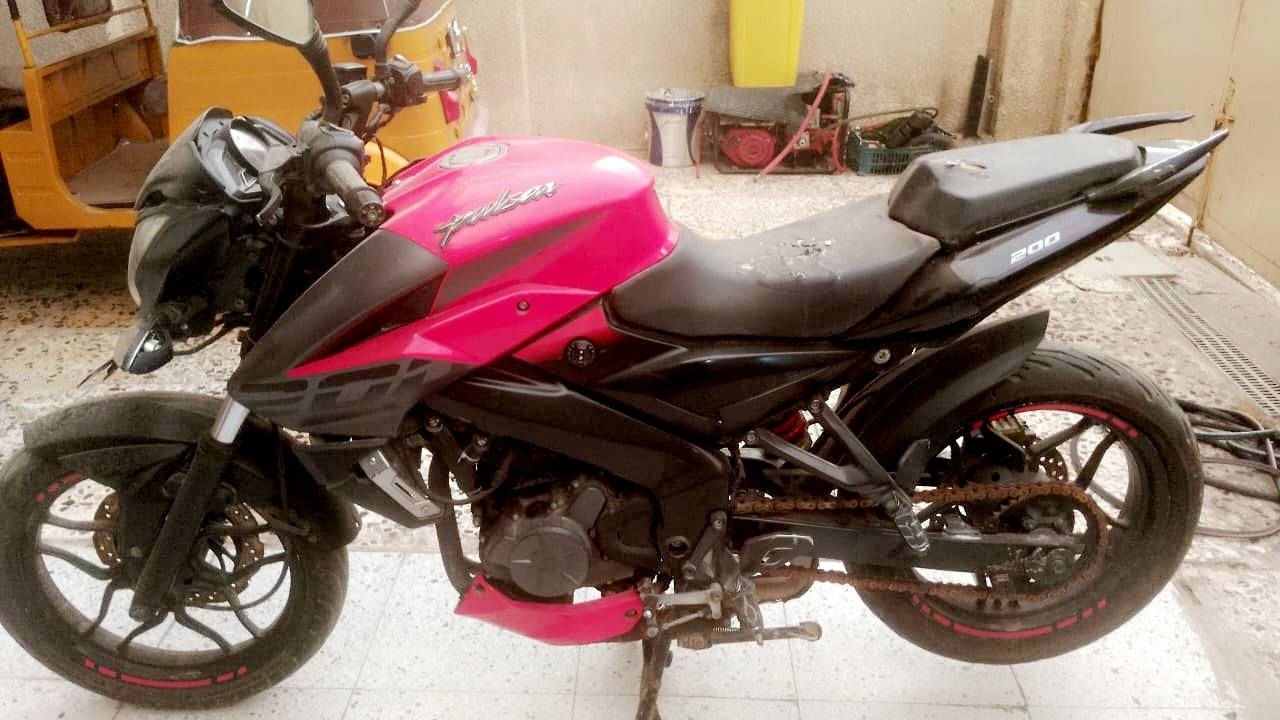 السلام عليكم دراجه بولسر 200 NS مكفوله كفاله عامه باستثناء كم شغله الدواسات مال رجل مكسوره وكسر بسيط بالواقيه الي بالصفحه 
مكاني بغداد 
سعرها 1900 وبيها مجال بسيط لشراي 
واتساب متواجد +9647777638936


**إذا كنت صاحب هذا الإعلان وتريد حذفه لأي سبب، رجاءا أرسل رسالة إلى الدعم الفني**