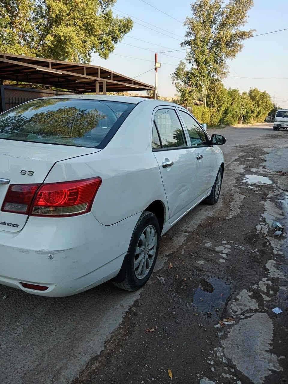 السلام عليكم للبيع بي واي دي ٢٠١٣ بغداد انكليزي الجديد سياره جاهزه مابيه اي نقص كير مكينه صدر أمامي خلفي تخم تاير تبريد ثلج تدفئه كشنات جلد بلاد داخل نظيف جدا سياره كلش نظيفه فتحه كهرباء شاشه وكامره خلفيه حساس خلفي تحكمات ستيرن اشاير بلمري رسائل ترحيب كير اوتو مكينه ١٨٠٠ مكان السياره حي العامل علسريع الملحانيه قرب مسبح الرافدين موبايل *********** أثير *********** السعر ٥٩ وبيه مجال حك الجيه تحويل ثاني يوم سونار ويه الصور
