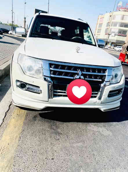 سلام عليكم باجيرو 10 محدثة 2018  سيارة احلا من الصور  حادثهة جاملغ. الايمن. اصلي شركة مكينة 6سلندر  تخم تاير جديد  تبريد ❄️ ثلج لايت زنون اصلي  السيارة فول تحكم ستيرن من عدة الدمام والفتحة السعر 145 وبيها مجال رقمها بغداد بسمي السيارة  العنوان بغداد مدينة الصدر رقم الهاتف   ***********
