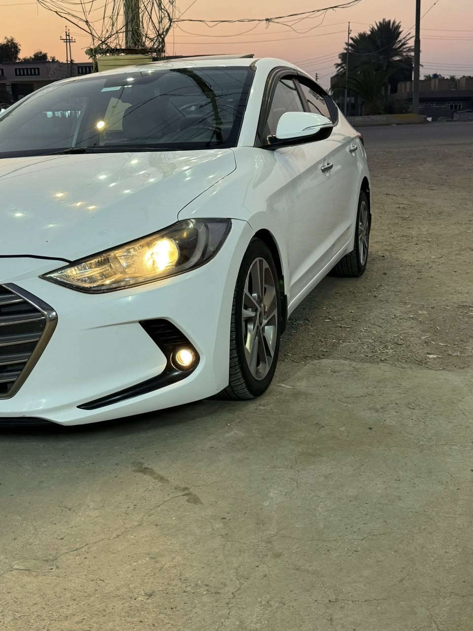 سلام عليكم 
النترا ٢٠١٧ وارد خليجي بيها طخه بلجنطه مثل مموضح بلسونار بدون دواخل عدا هايه مكفوله من الصبغ والدواخل صدر امامي خلفي امبدل جديد مكينه ممفتوحه كير قبل اسبوع بدلته جديد تخم تاير رقم بغداد ماشيه ١٤٠ الف كيلو مكاني بغداد المحموديه او اليرموك ***********متوفر واتساب
السعر 148
