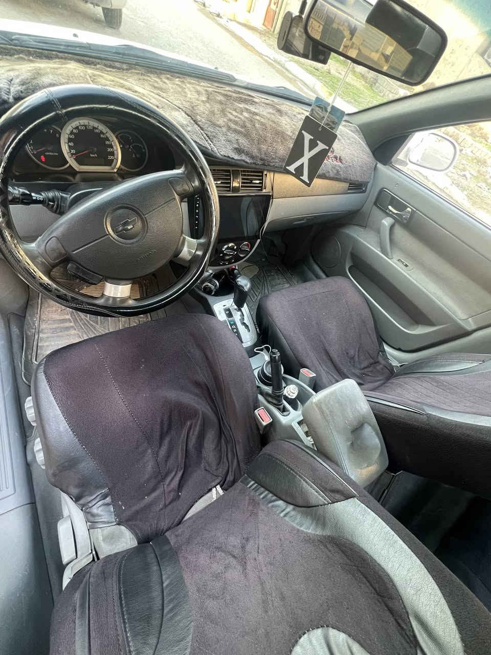 اوبترا موديل ٢٠٠٩ رقم وسنويه جديد شرط التحويل صبغ جاملغ فقط بدون دواخل كير توماتيك تبريد تدفئه كلو شغال السعر ٨٤ بيها مجال 
للستفسار 0773083238


**إذا كنت صاحب هذا الإعلان وتريد حذفه لأي سبب، رجاءا أرسل رسالة إلى الدعم الفني**