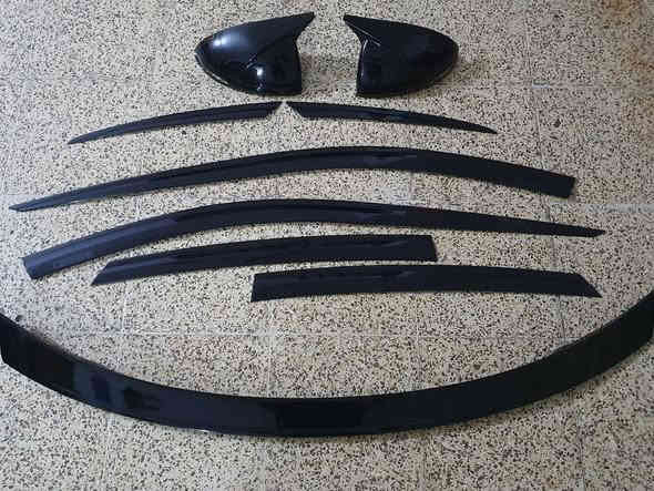 طخم مطريات اصلي تجي ٦ قطع على طول الباب الاماميات اصليه نوع ساف مع سبايدر صندوق وكفرات مرايه باتمان سوناتا من موديل ٢٠ لحد ٢٣ السعر ١٠٠ وبيها مجال / ***********
