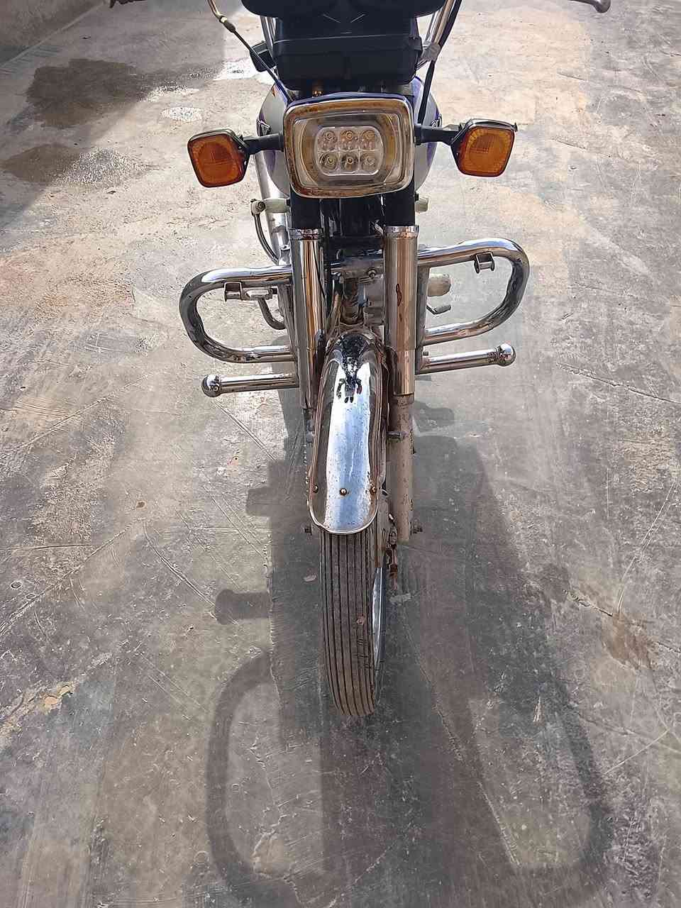 سلام عليكم موطور البيع موديل 2017كهربايات كله شقاله محرك ما مفتوح سلف شقال أو مراوس مكان القائم من رخصت أدمن


**إذا كنت صاحب هذا الإعلان وتريد حذفه لأي سبب، رجاءا أرسل رسالة إلى الدعم الفني**