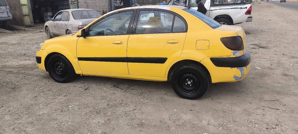 سياره كيه ريو رقم نكليزي سنوي جديده
مكينه وكير وكسن كفاله *********** الاستفسار عله هاذه الرقم 
مكلف بل نشر
