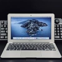 ماك بوك اير 2015 • هارد 256 • تكريت