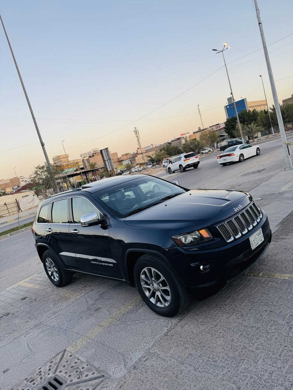 للبيع جيب لاريدو
موديل 2014 
اامريكي حادثة بنيد وجاملغ
 وبية باب بلعراق. مبدلة بلادي 
بدون صبغ  والباقي مكفول 
بية شكم رصعة  بسيطة 
الون نيلي  موصفات فول 1 ع 1
محرك 6 سلندر 3600 
سلايد روف بصمة ابواب وجنطة 
لد امامي خلفي دمام خلفي جنطة كهرباء
تحكمات فول شفتات ستيرن فور ويل 
حساس خلفي شاشة كامرة  كشنات جلد 
كشنات كهرباء دبل  موس وضع قيادة
ستيرن حراري تبريد مقاعد تدفى ويل كروم 
وباقي موصفات المعروفة 
سيارة جاهزة كير مكينة ممفتوح برغي بيهن
ماشي 107 حقيقي  تخم تاير جديد 
تبريد تدفى كلشي شغال. شرط وين يعجبك
رقم بغداد الماني سنوية جديد. تحويل مباشر  
السعر 165 بية مجال 
رقمي***********
مكاني النجف الاشرف
