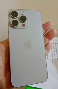 آيفون 15 برو ماكس • ٢٥٦ • بطارية ٨٩٪