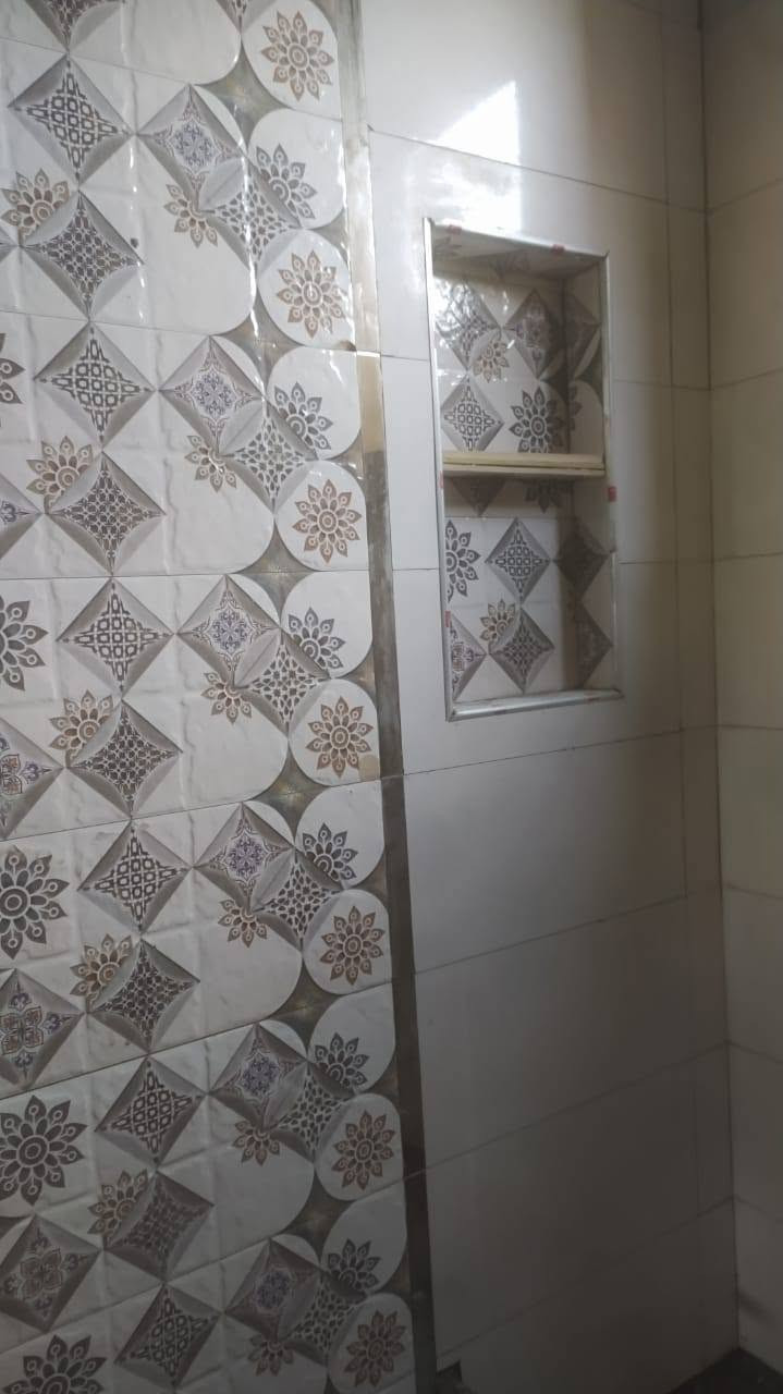 ألسلام عليكم
كادر سيراميك شغل درجه اولى شرط
سعر المتر ب 5 الف
ولحد يكول غالي كلمن شغله ونضافته
تواصل
***********
وبي واتساب
