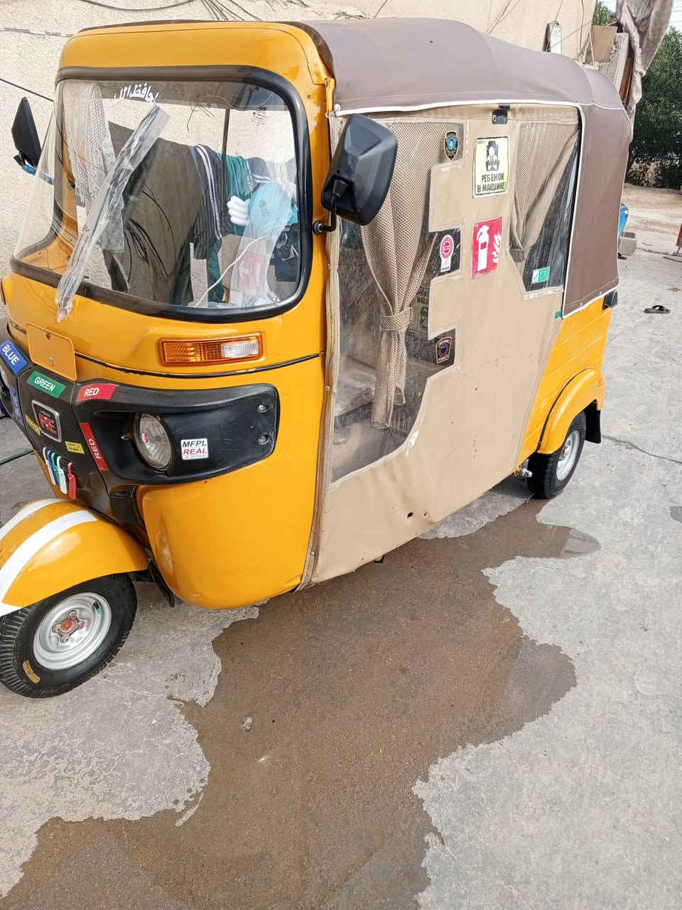 تكتك 19شهر5 بلاديه بس الغوده مرشوشه وراق المصطفى كامله مكينه مال عشرين السعر 4800وبيه مجال بصيط مكاني فلكت سلمان باك ***********
