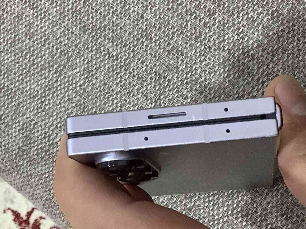 Galaxy z fold  6
2Sim / Ram12 / Storage256
Cable+cover
Grade 99% clean
Watsapp(0775-517-75-42)
Korek ***********
