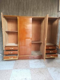 لعنده غراض اشتري...كنتور 4 ابواب صاج حطاطه مستخدم نظيف.. مصبوغ كامل......