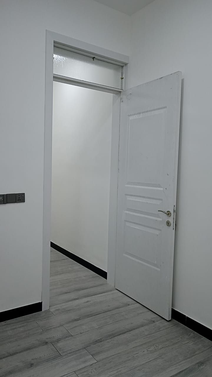 بيت للايجار جهاد المساءلة والعدلة زيرو ممسكون بناء درجةاولى مساحته110م غرفتين وصالة ومطبخ وخدمات وسطح ايجاره700قفل 
***********
