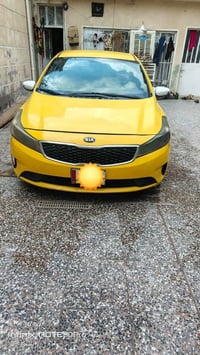 كيا فورتي موديل 2017 وارد أمريكي  حادثه صندوك بلا تبديل اي قطعه ليبل و...