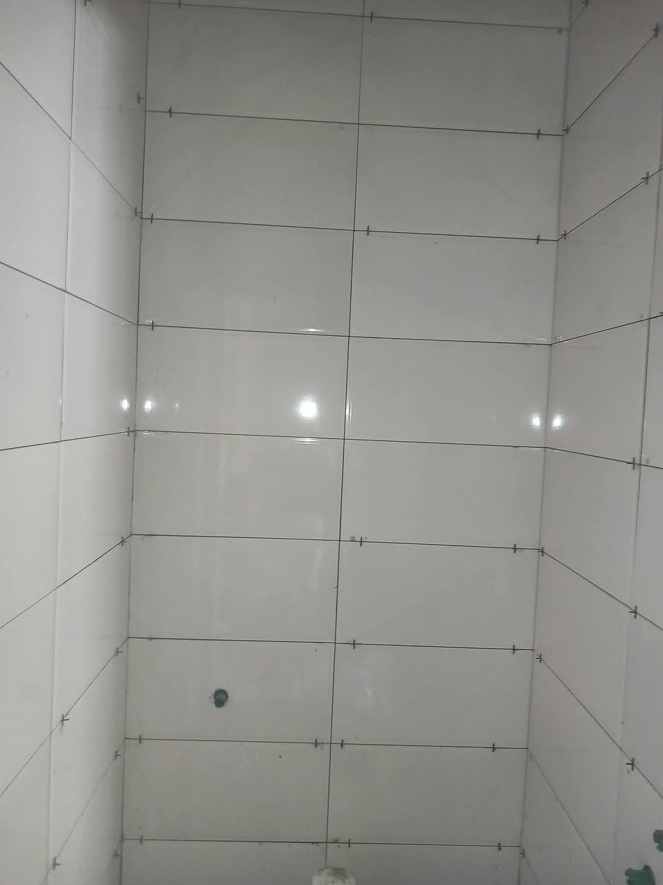 خلفه لتطبيك جميع اعمال السيراميك والبورسلين جدران ارضيات دراج ***********
