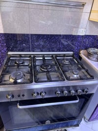 طباخ شغال • ٧ مقاعد • مكان حريه