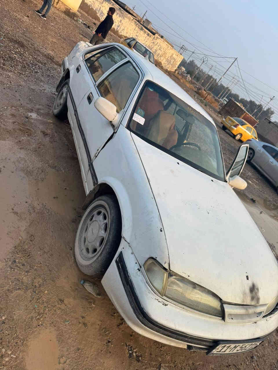 السلام عليكم برنس للبيع موديل 95 رقم بغداد دولي بسمي تحويل ثاني يوم السعر 25 مكان  السياره ديالى الخالص ***********
