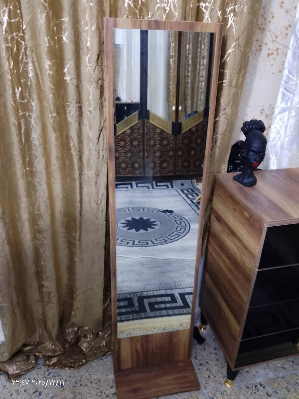 غرفه نوم تركيه نضيفه  + دوشك + ثلاجه صغيره للبيع بسعره مليون ومئتين وخمسين ألف مستعجل  على بيع 
***********
