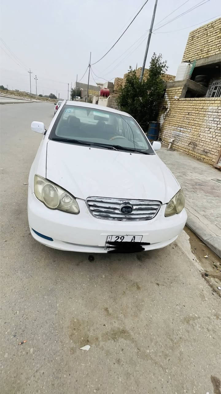 السلام عليكم بي واي دي موديل 12مصبوغه جماليه عدا القماره مابيهه صبغ مكينه كير حاويه لبارحه شاده بعده بالضمان تخم تاير سنويه جديده حته الهزه ماصاقطه بعدهه  كير عادي رقم واسط مكاني كوت 
47وبيهه مجال ***********
