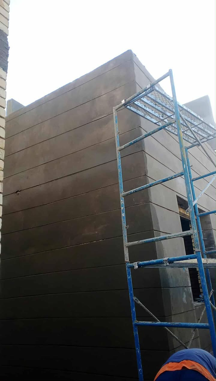 السلام عليكم لباخ متفرغ في الحمزه الشرقي حي الحسين لبخ شرط درجه اولى واجهات منازل شغل مرتب ونضيف اتصل وتدلل ***********
