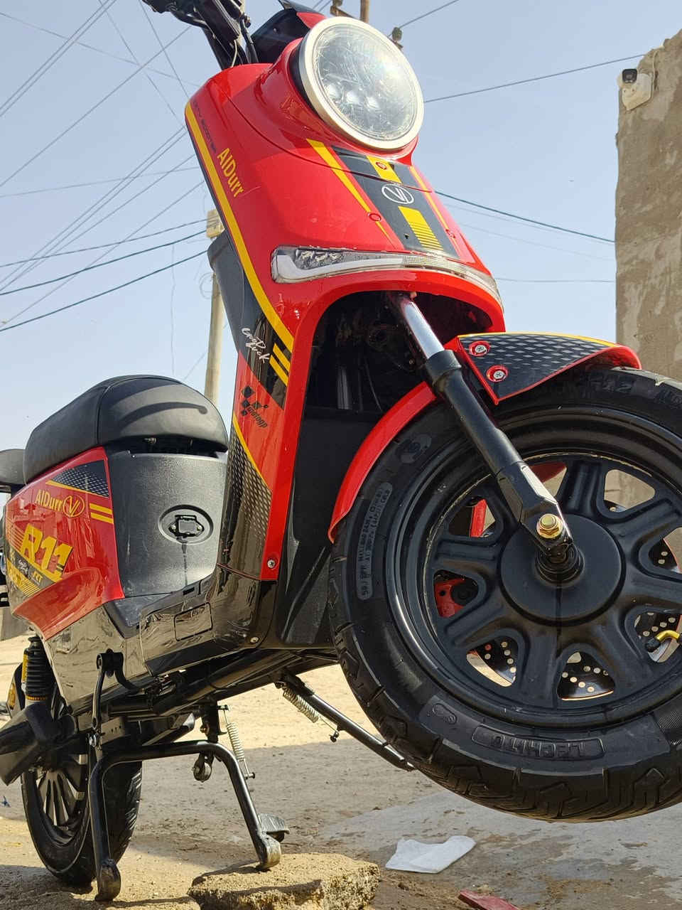 ار 11 لبيع دراجه اخت الجديده صارله شهر ونص من اشتريته جديده موديل 2026 32 امبير ونلي مع وصل باسمي سعر الدراجه 625 متواجد واتساب *********** مو شراي لاتراسل
