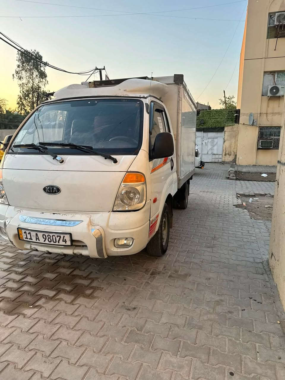 كيا براد مسكر 3000 موديل 2008

ارقام انكليزي تحويل ثاني يوم 

محوره نوزل وبم 

السياره نضيفه مستعجل على البيع السعر 85وبيه مجال بسيط 
تبريد كامل شغال 
البراد شغال 
الرقم ***********
