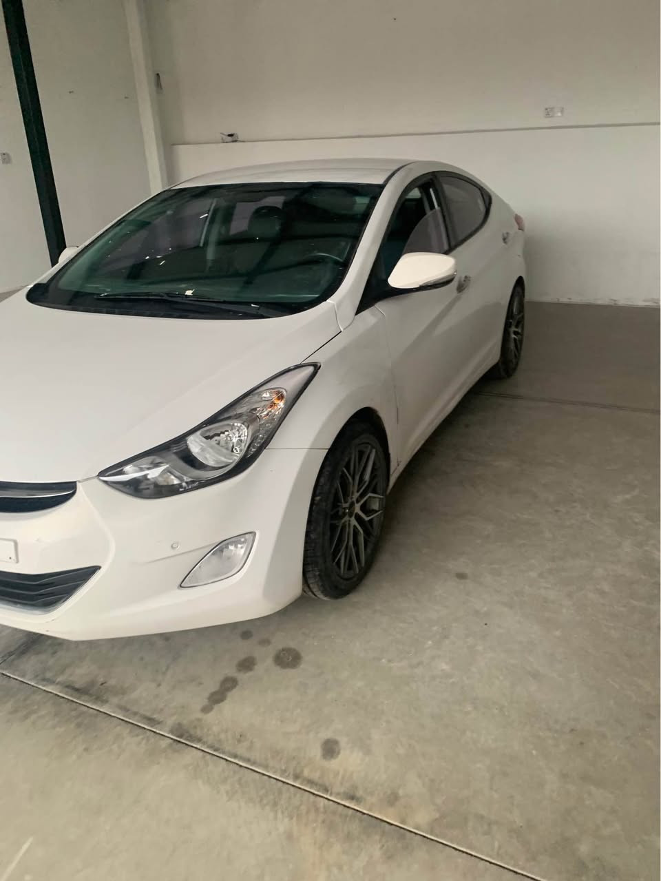 هۆندای ئاڤانتی بڕاوەی دوبەی مۆدیل ٢٠١٣بەسمە جلد هیتەر سوكان هیتەر ئیكو تراكشن بێ دەعم بێ لێدران سەقفی بەشەرت  گێڕ مەكینە بەشەرت تووند و تۆڵی بەشەرت چوارتایەی لۆك شوێن سەنگەسەر ژمارە تەلەفۆن ***********سیعری ٥٧گەڵامجالێكی كەم بشدار, السليمانية
