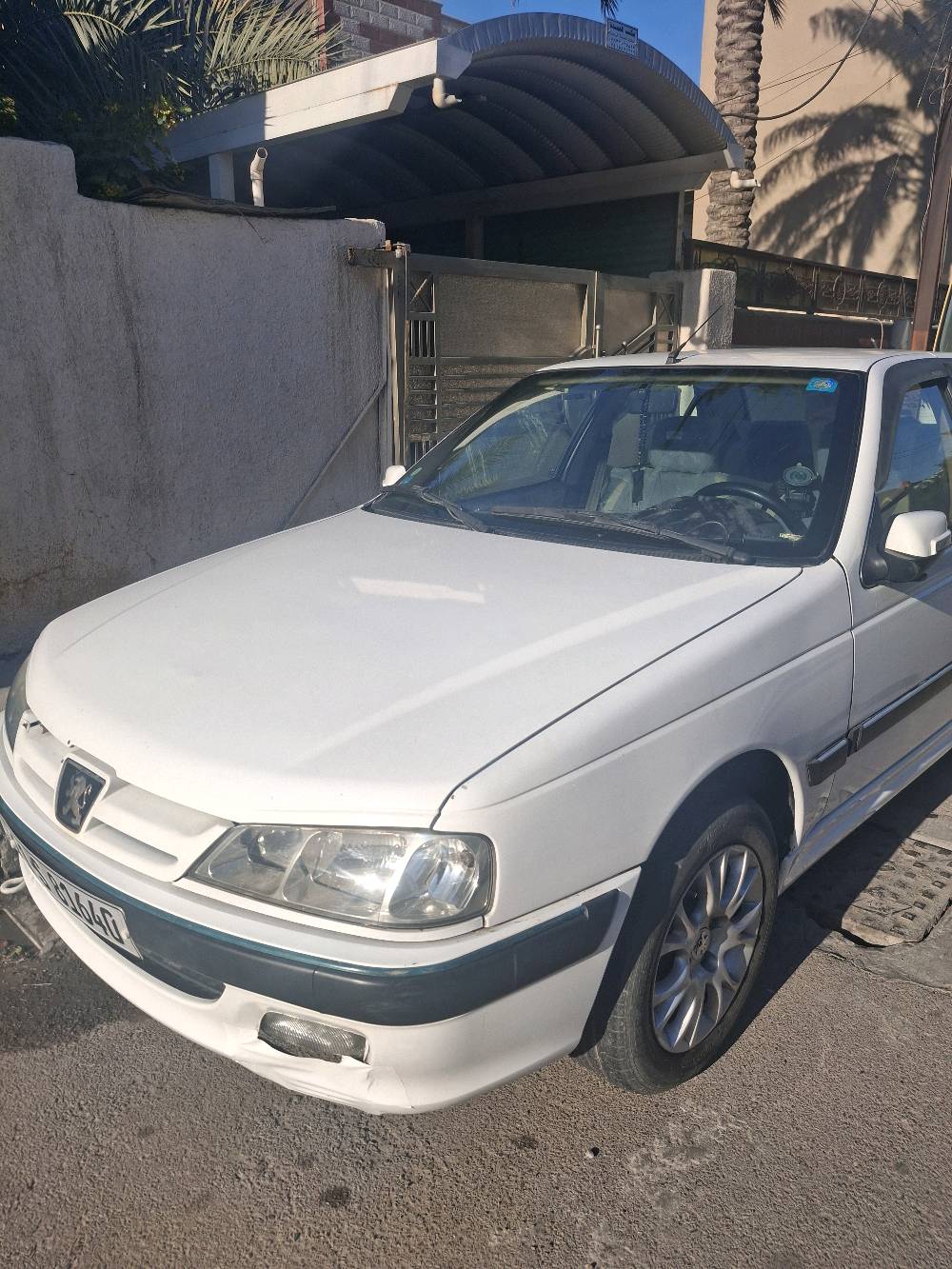 بيجو بابل موديل 2022رقم انكليزي ماشية 90الف بسمي بيها جاملغ وبنيد تبديل  اثر ضربة بايسكل بالشركه يعني بلادية رقمها ومكانها بغداد