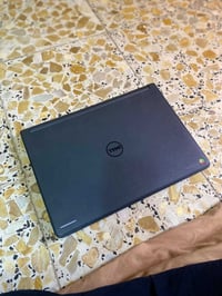 كور i5 الجيل الثامن • رام 8GB • هارد 256 SSD